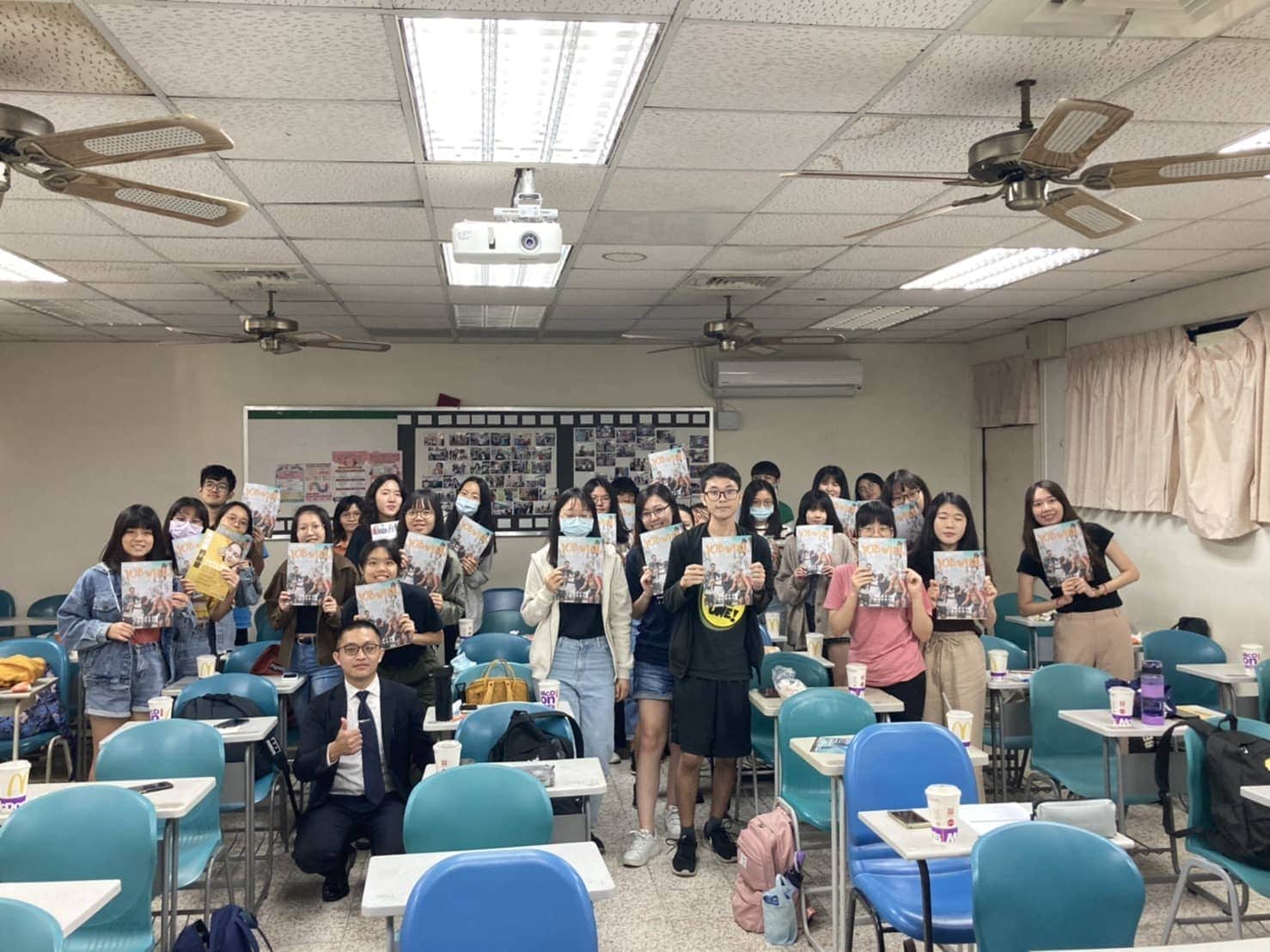 喬百事美國度假打工分享會-高師大